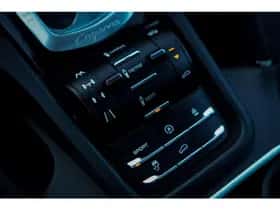 Porsche Cayenne (2013) thumbnail 26