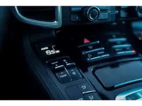 Porsche Cayenne (2013) thumbnail 30