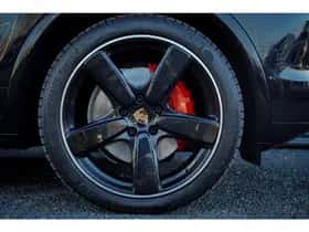 Porsche Cayenne (2013) thumbnail 35
