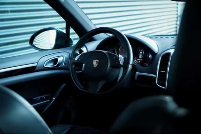 Porsche Cayenne (2013) thumbnail 45