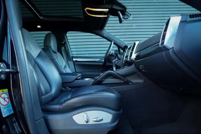 Porsche Cayenne (2013) thumbnail 48