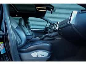 Porsche Cayenne (2013) thumbnail 48