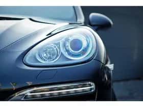Porsche Cayenne (2013) thumbnail 56