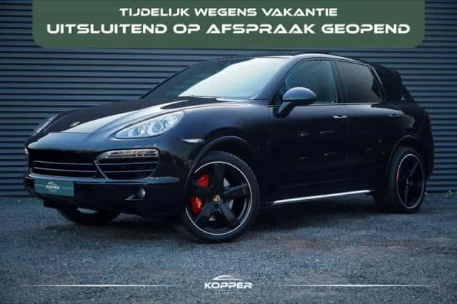 Porsche Cayenne (2013) thumbnail 1