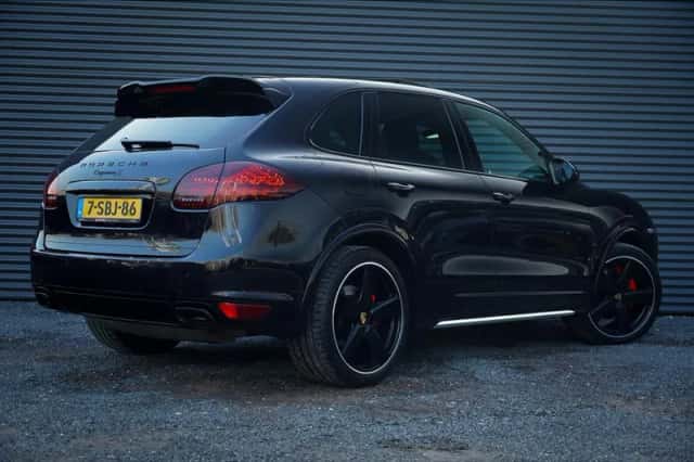 Porsche Cayenne (2013) thumbnail 4