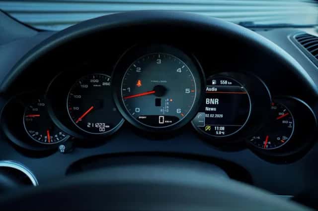 Porsche Cayenne (2013) thumbnail 5