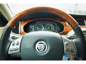 Jaguar X-Type thumbnail 17