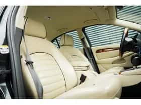 Jaguar X-Type thumbnail 18