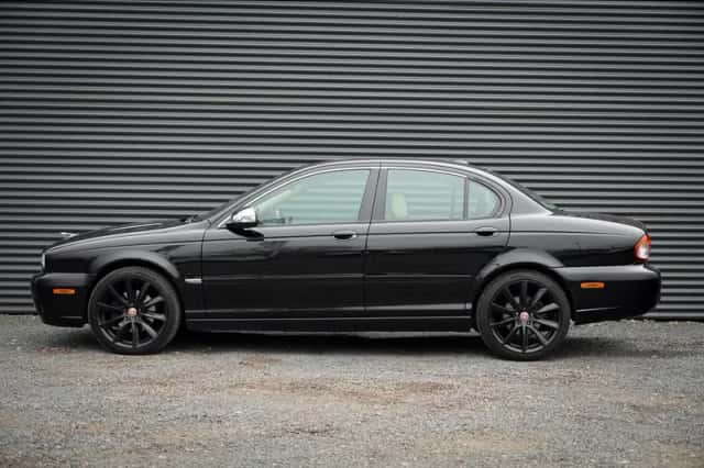 Jaguar X-Type (2009) thumbnail 3