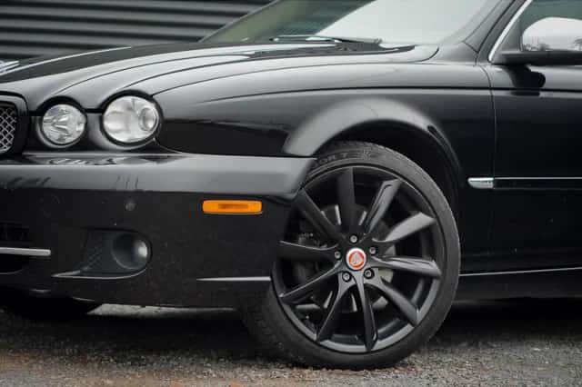 Jaguar X-Type (2009) thumbnail 21