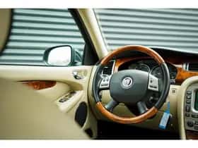 Jaguar X-Type thumbnail 25