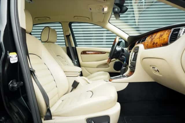 Jaguar X-Type (2009) thumbnail 30