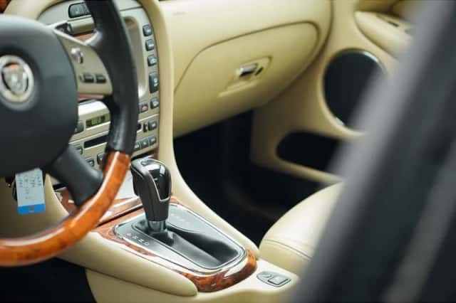 Jaguar X-Type (2009) thumbnail 33