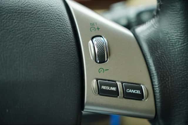 Jaguar X-Type (2009) thumbnail 36