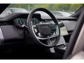 Land Rover Range Rover (2024) thumbnail 6