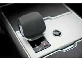 Land Rover Range Rover (2024) thumbnail 55