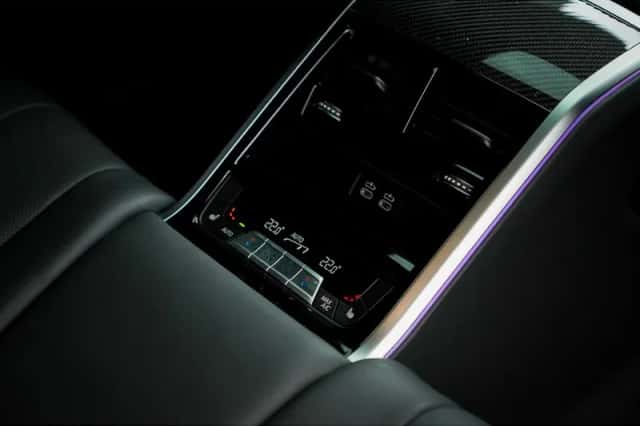 BMW 8-Serie (2025) thumbnail 19