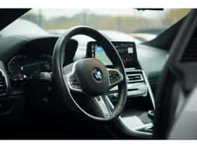 BMW 8-Serie thumbnail 6