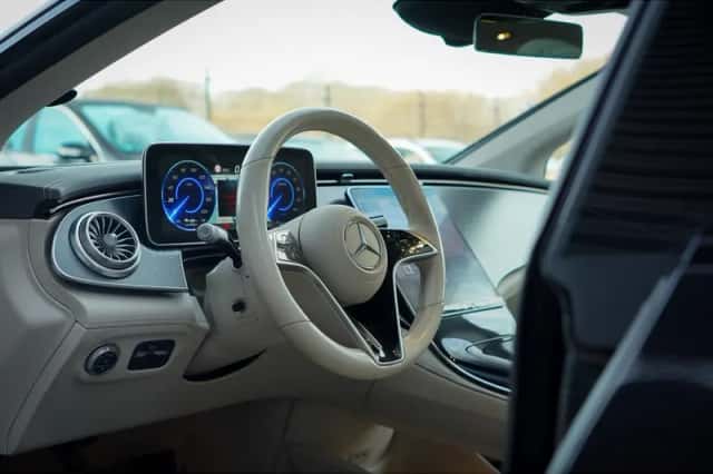 Mercedes-Benz EQS (2021) thumbnail 6