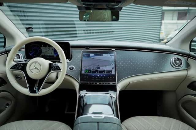 Mercedes-Benz EQS (2021) thumbnail 7