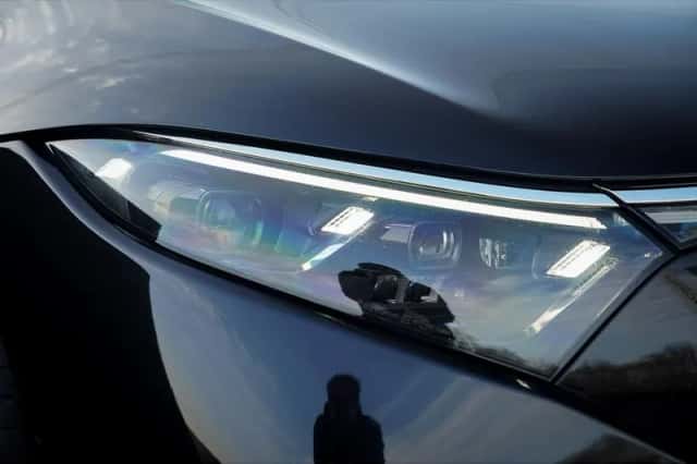 Mercedes-Benz EQS (2021) thumbnail 10