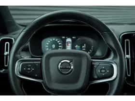 Volvo XC40 (2021) thumbnail 17