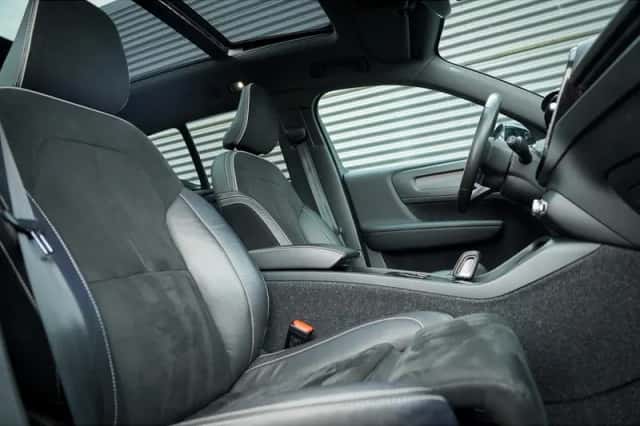 Volvo XC40 (2021) thumbnail 18