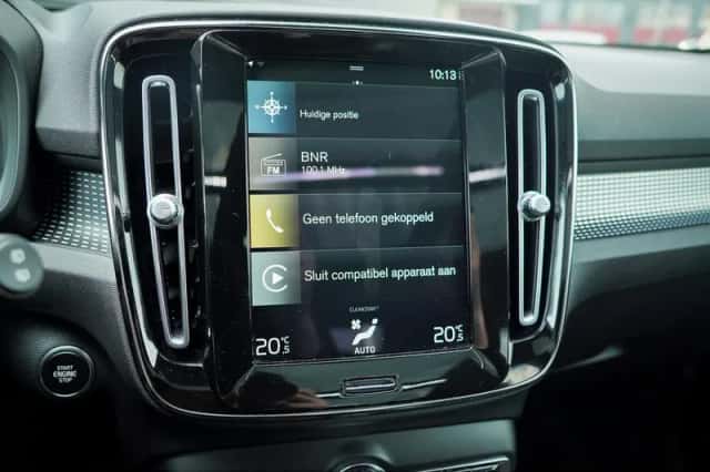 Volvo XC40 (2021) thumbnail 19
