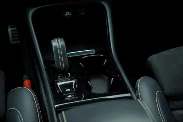 Volvo XC40 (2021) thumbnail 20