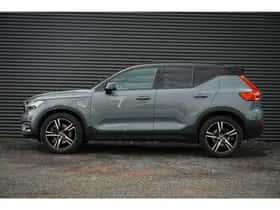 Volvo XC40 (2021) thumbnail 3