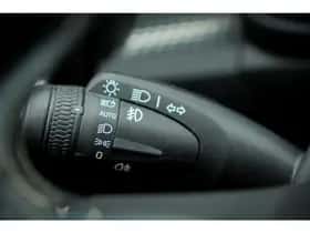Volvo XC40 (2021) thumbnail 44