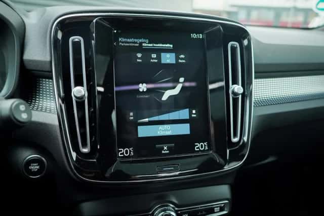 Volvo XC40 (2021) thumbnail 49