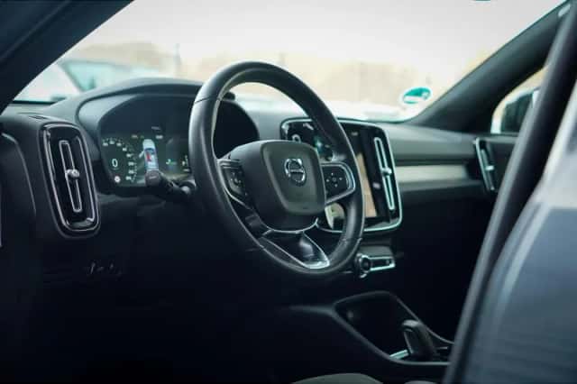 Volvo XC40 (2021) thumbnail 6