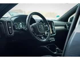 Volvo XC40 (2021) thumbnail 6