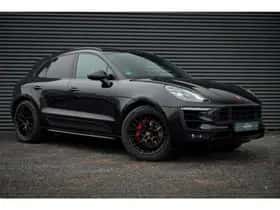 Porsche Macan (2018) thumbnail 12