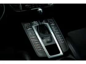 Porsche Macan (2018) thumbnail 16