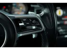 Porsche Macan (2018) thumbnail 17