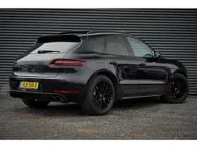 Porsche Macan (2018) thumbnail 4