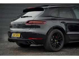 Porsche Macan (2018) thumbnail 49