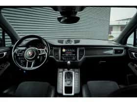 Porsche Macan (2018) thumbnail 7