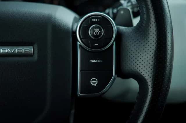 Land Rover Range Rover Sport (2014) thumbnail 22