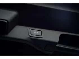 Land Rover Range Rover Sport (2014) thumbnail 30