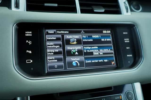 Land Rover Range Rover Sport (2014) thumbnail 47