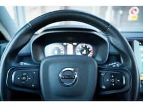 Volvo XC40 (2021) thumbnail 17