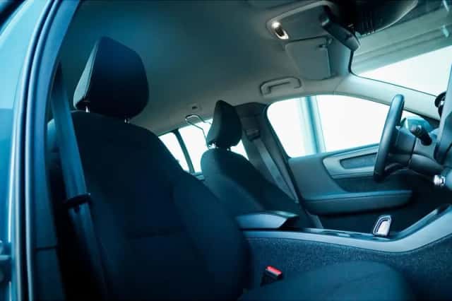 Volvo XC40 (2021) thumbnail 18