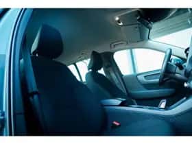 Volvo XC40 (2021) thumbnail 18