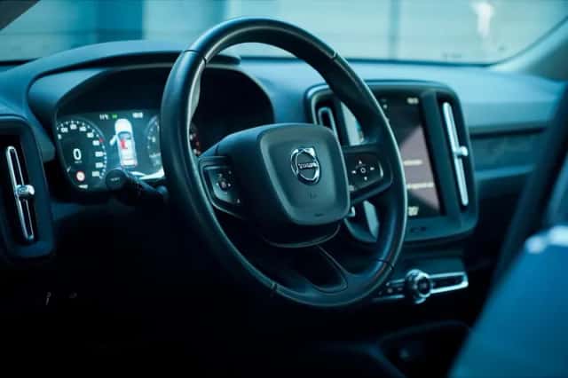 Volvo XC40 (2021) thumbnail 6