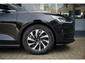 Ford Focus (2023) thumbnail 11