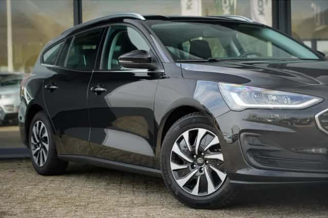 Ford Focus (2023) thumbnail 24