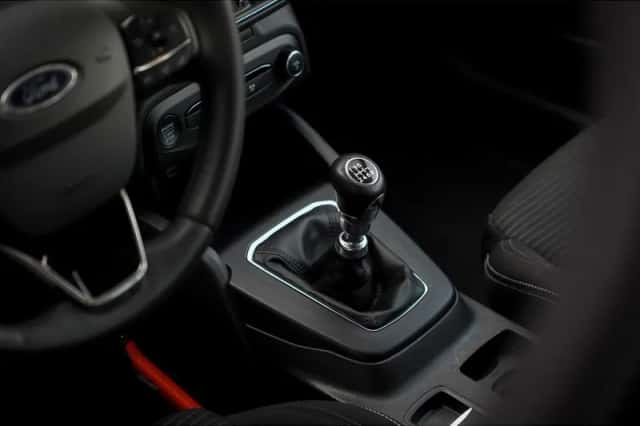 Ford Focus (2023) thumbnail 25